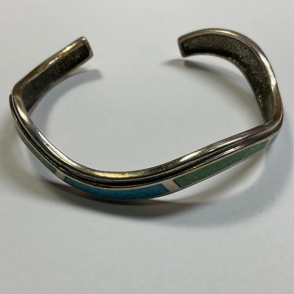Sterling Silver Coleman & Co. Turquoise Inlay Bracelet. . 2.25” across - Picture 6 of 9
